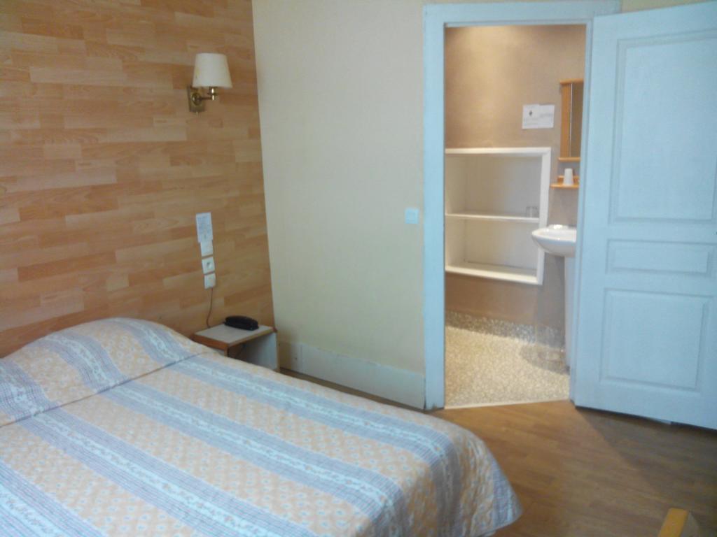 Hotel Lamartine -parking Dauphine Dijon